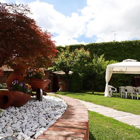 Villa Oasi Ferrara Exteriör bild