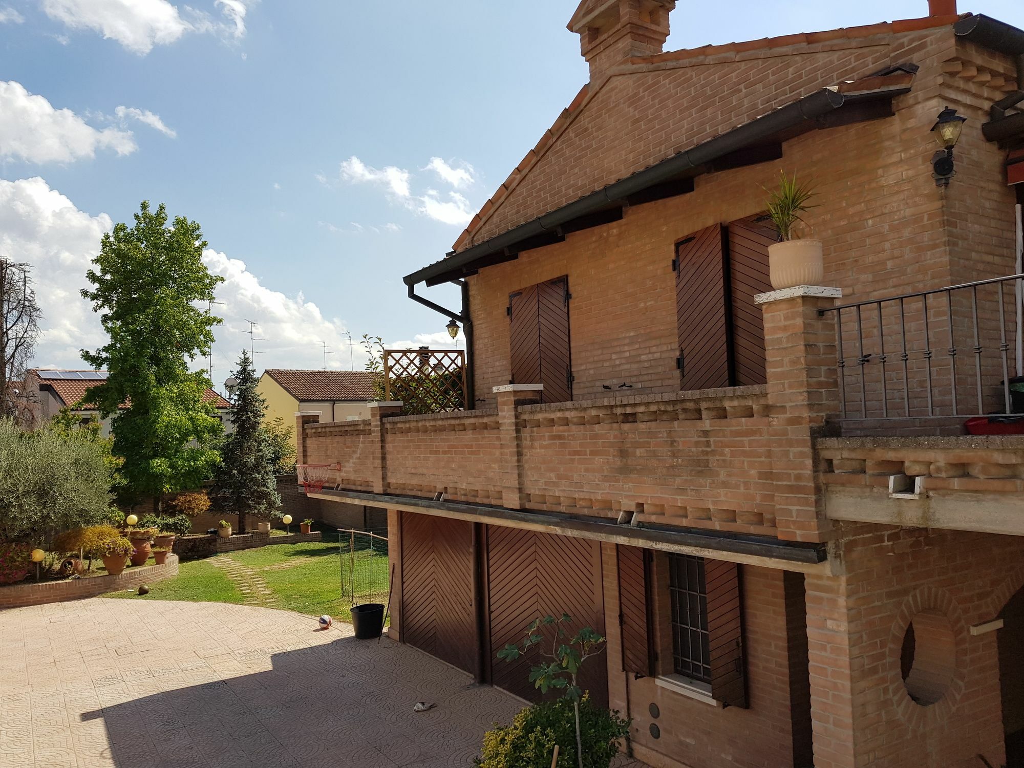 Villa Oasi Ferrara Exteriör bild