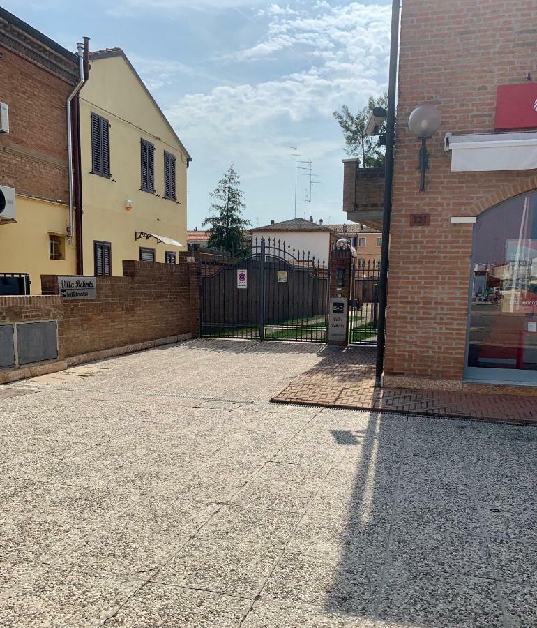 Villa Oasi Ferrara Exteriör bild